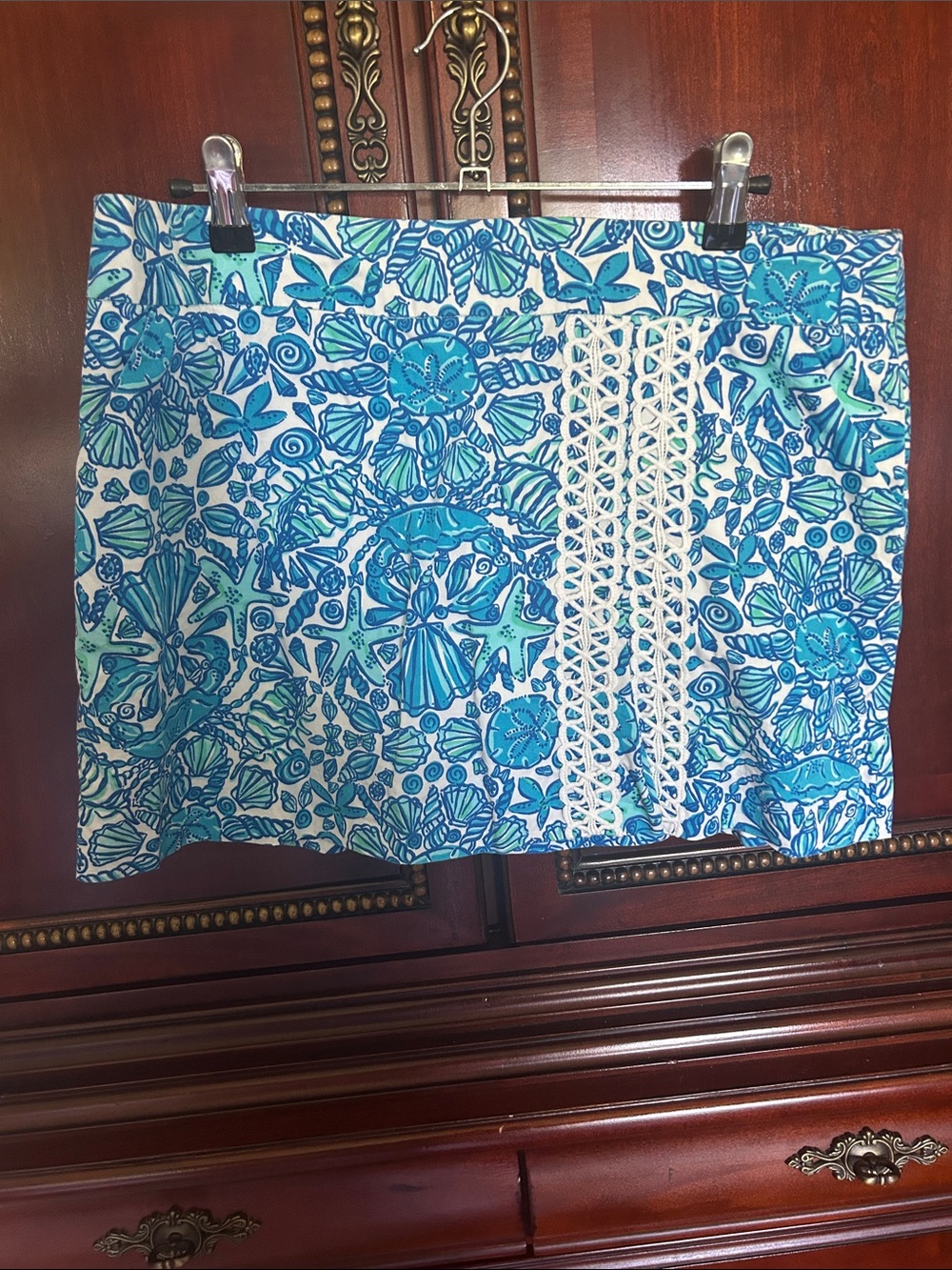 Lilly Pulitzer Blue & White Printed Lace-Trim Skort